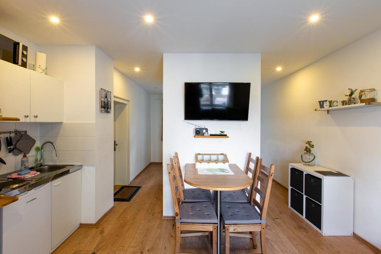 Ferienwohnung Am Goethepark Im Leipziger Neuseenland Esterno foto